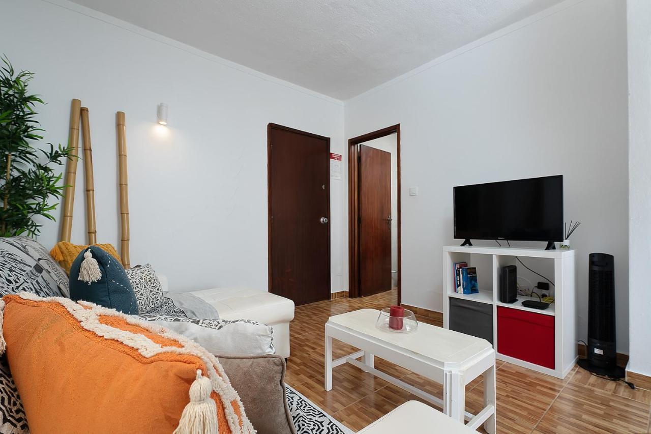 Praia Da Rocha Apartment By Lovelystay Портиман Екстериор снимка